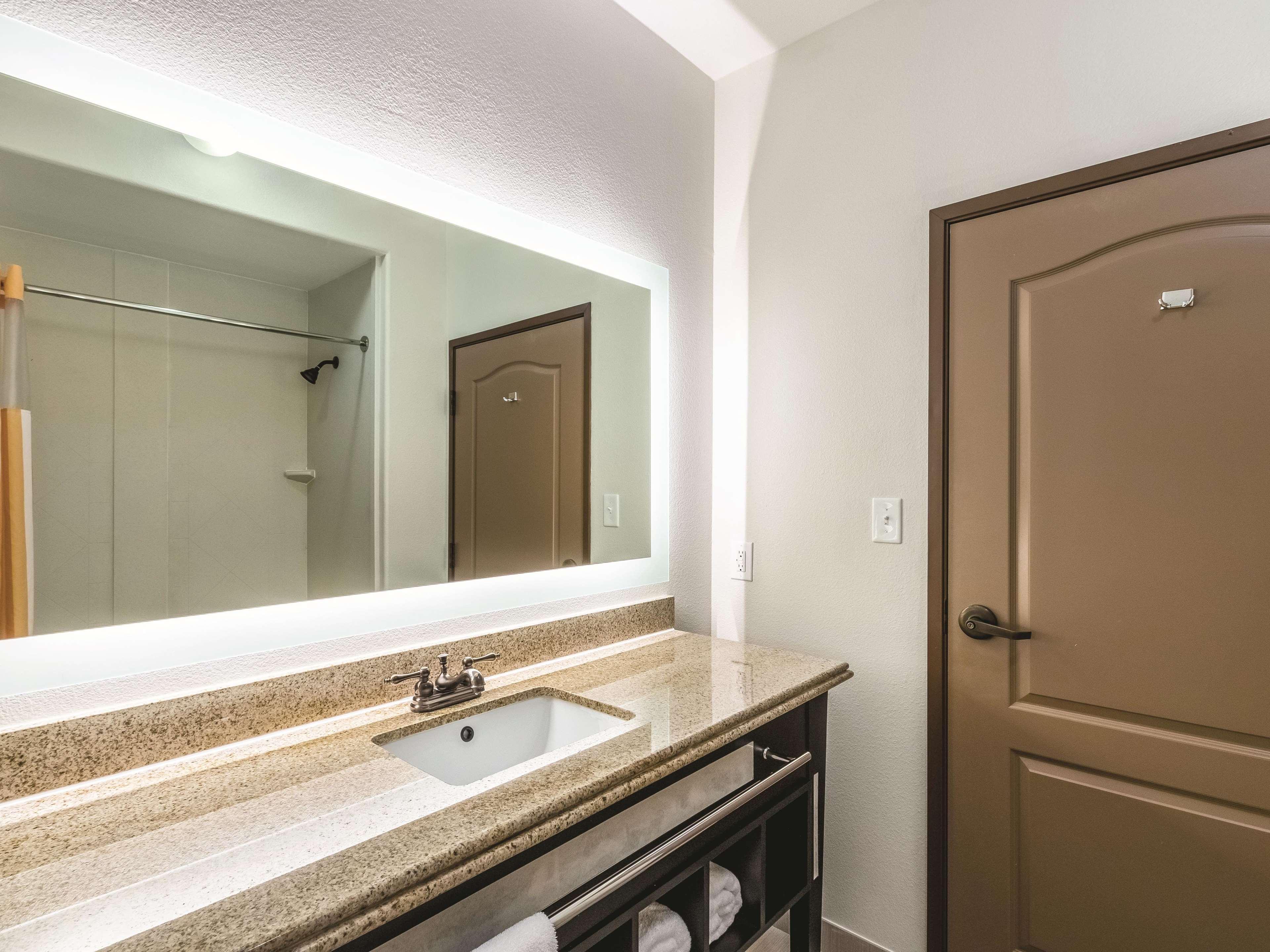 La Quinta By Wyndham Dallas Grand Prairie South Екстер'єр фото