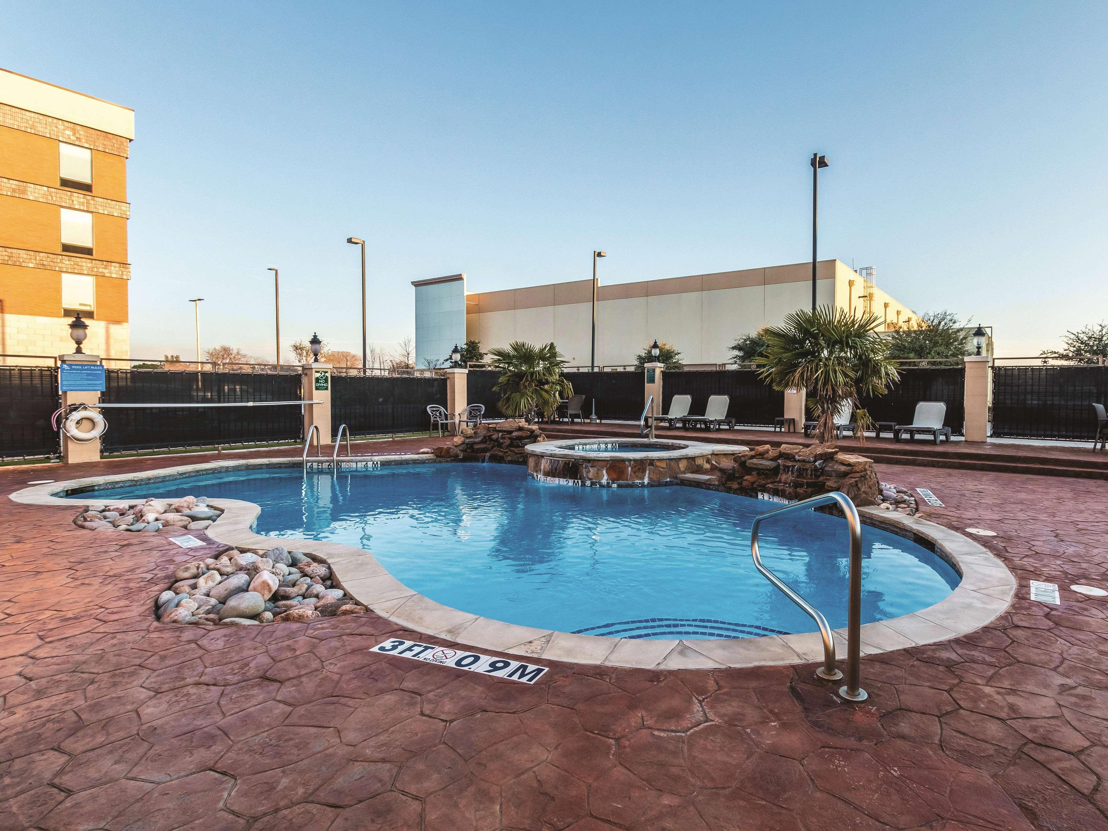 La Quinta By Wyndham Dallas Grand Prairie South Екстер'єр фото